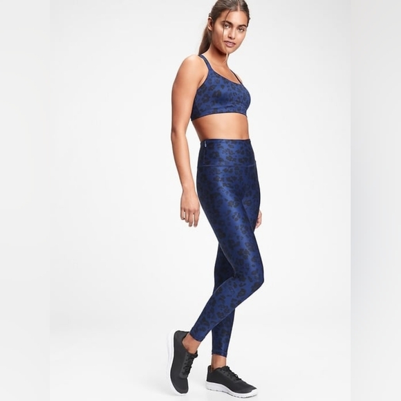 Gap Fit Eclipse sports bra (large) & 7/8 leggings (medium) NWOT - Picture 4 of 11